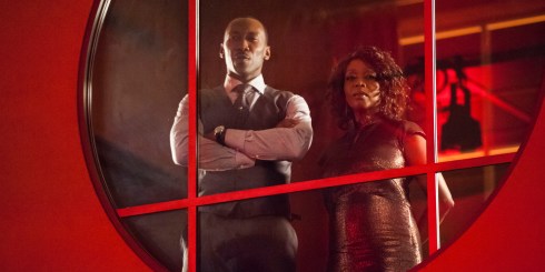 mahershala-ali-and-alfre-woodard-in-luke-cage-season-1-netflix